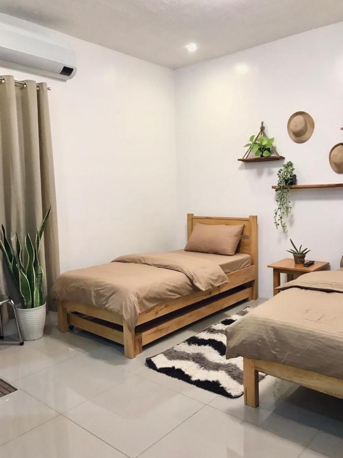 Nord House Laoag旅舍 外观 照片